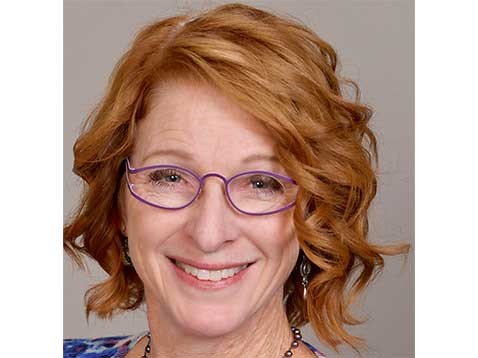Portrait of a smiling woman